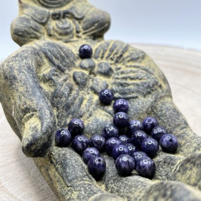 Bracelet de perles avec Charoïte